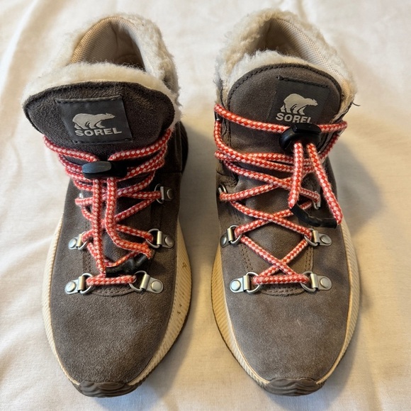 Sorel 5 Out N About III Conquest Ankle Boots ~ Waterproof Outdoor Hiking - Picture 2 of 9